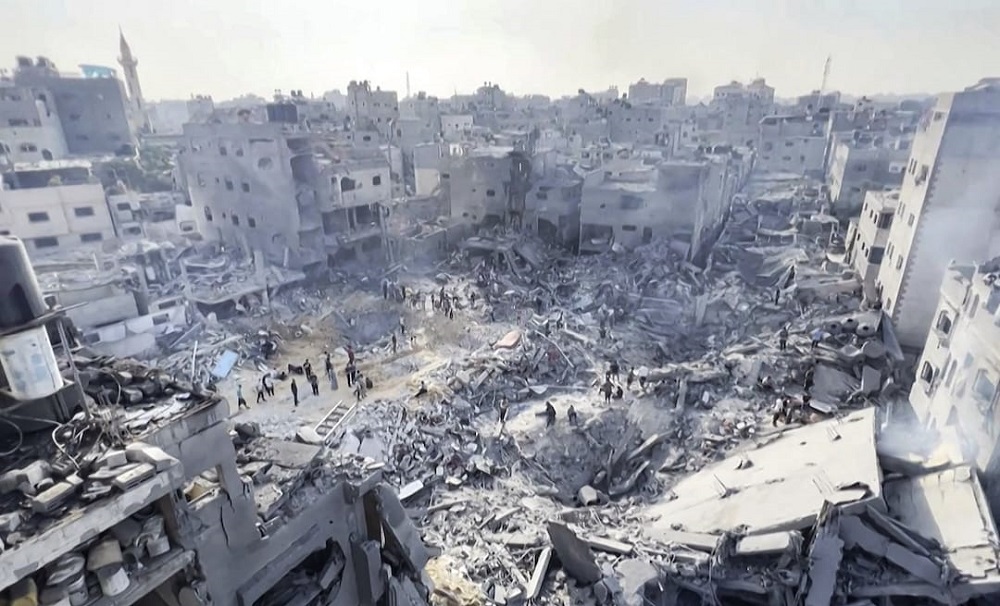 OKB: Mund te nevojiten 14 vjet per ta pastruar Gazen nga mbeturinat